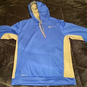 Nike sweatshirt